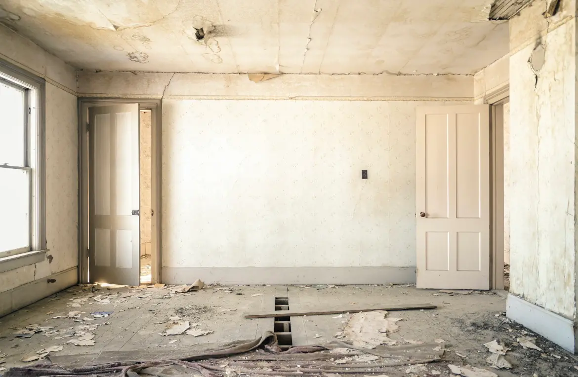 Waste disposal crew managing a cleanout project in Bondurant